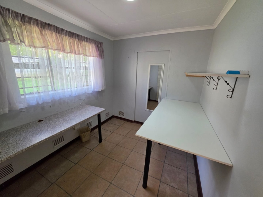 6 Bedroom Property for Sale in Bethlehem Free State